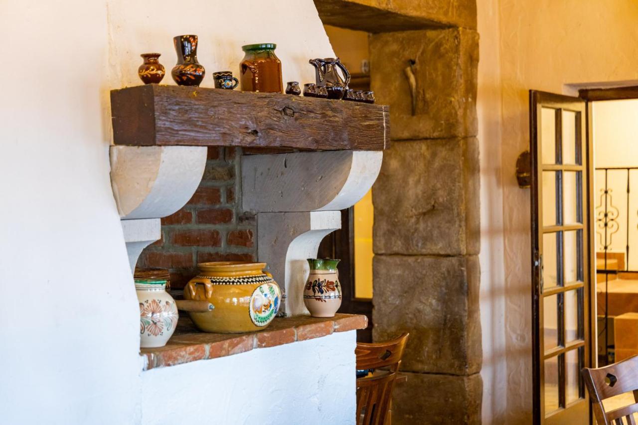 Bed and Breakfast Oereghegyi Bika Panzio Секешфегервар Екстер'єр фото