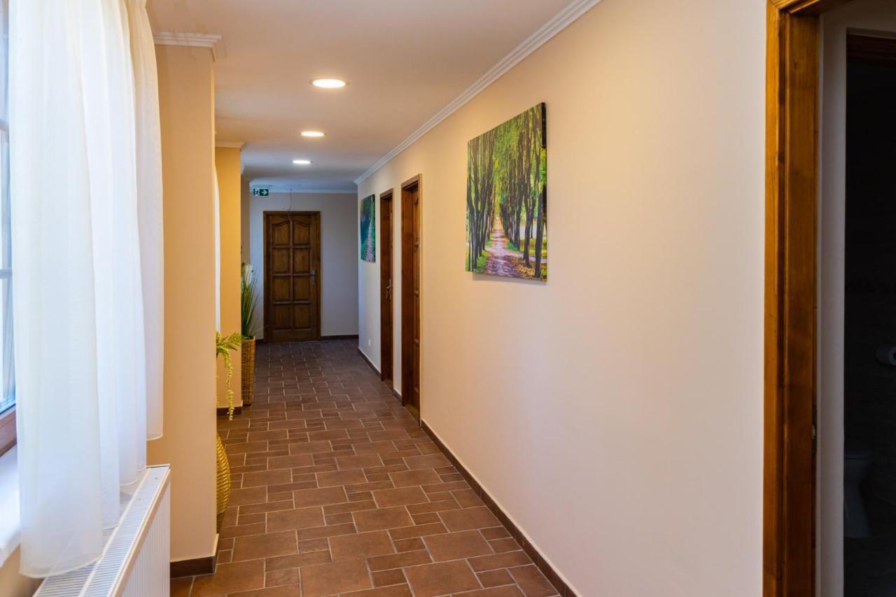 Bed and Breakfast Oereghegyi Bika Panzio Секешфегервар Екстер'єр фото